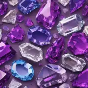 怎样辨别紫水晶簇的颜色是否纯净透明?