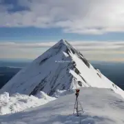 如何测量山顶？