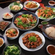 包饺子是中国的一个传统美食但据说在中国南方地区也流行着一种叫做炒年糕的食物类型那么这两种食物有什么不同之处呢？